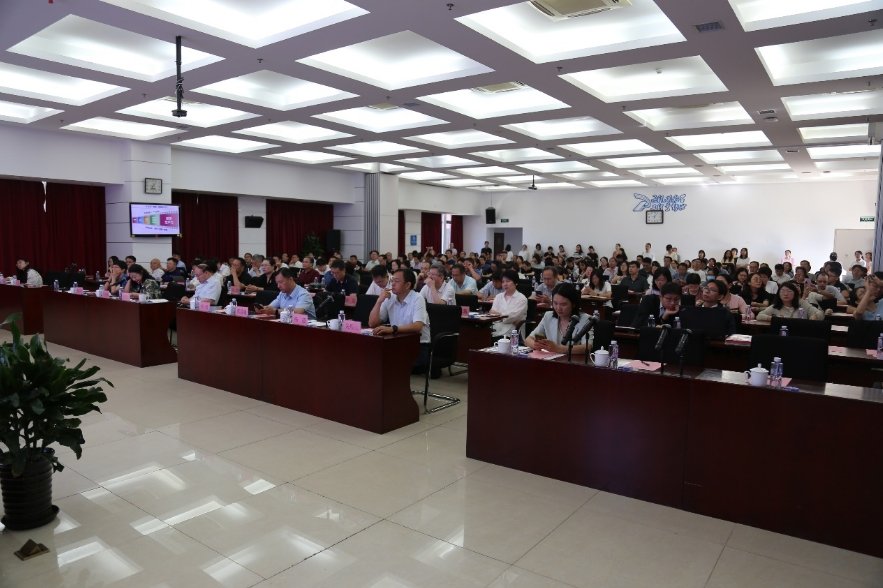 习近平总书记在全国科技大会 星空体育